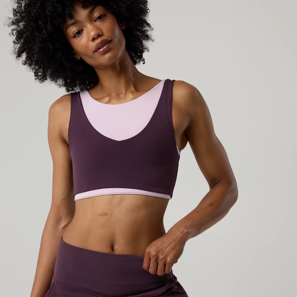 OFFLINE By Aerie Real Me XTRA Rib Switch Up V-Neck Sports Bra